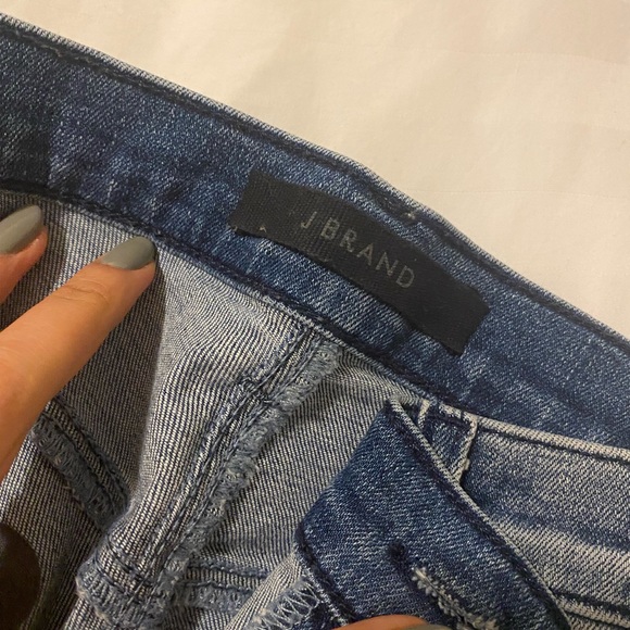 J BRAND size 28 - used twice - Picture 4 of 5
